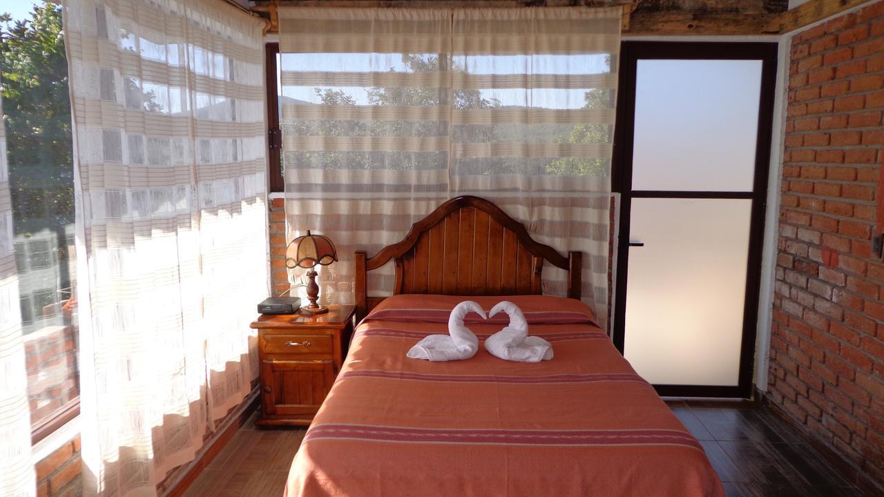 Zirahuen Cuin Habitaciones Rusticas Bagian luar foto